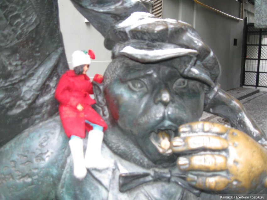 Надену валенки, да красное пальто