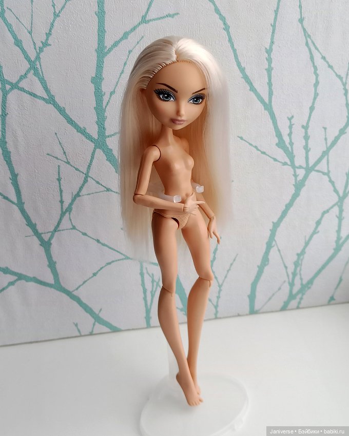 Сериз меняет фамилию через цвет волос (фото 4)