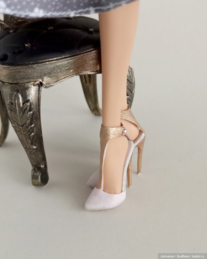 Сериз меняет фамилию через цвет волос