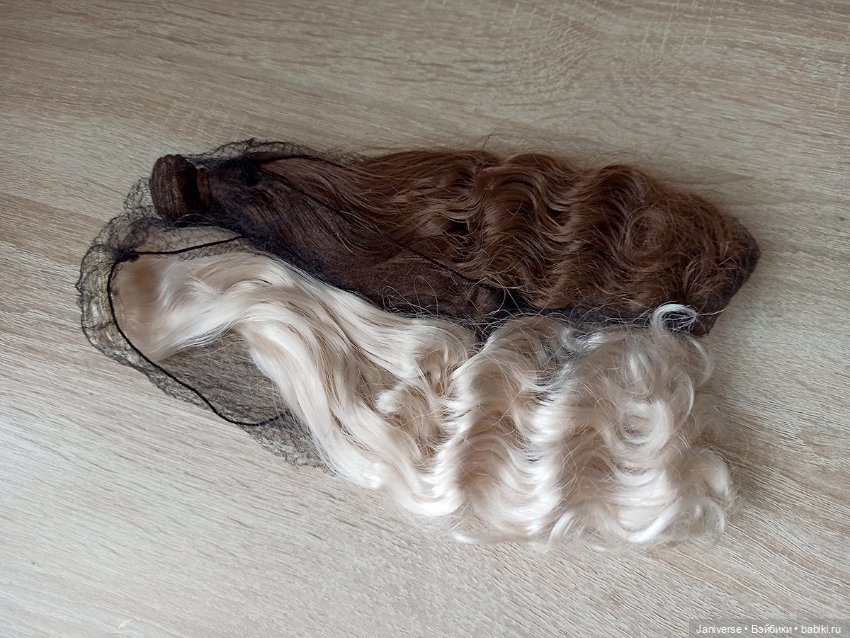 Сериз меняет фамилию через цвет волос