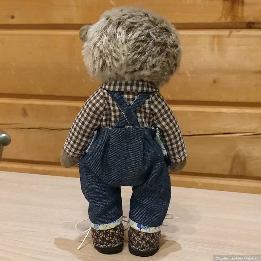 И снова ёжики... Очкарик-ботаник и Дуся