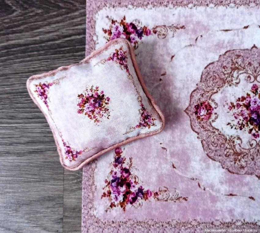 Коллекция ковров и подушек "Нежность" в сиреневом цвете (фото 10)