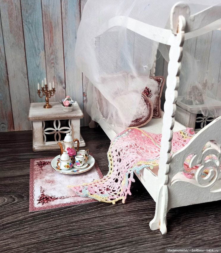 Коллекция ковров и подушек "Нежность" в бежевом цвете