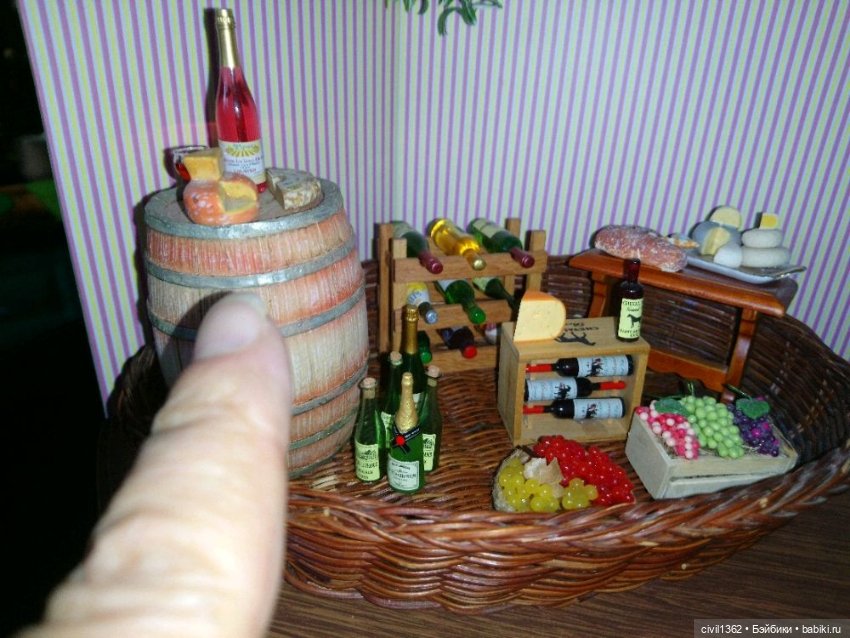 Диорама Винно-сырная масштаб 1:12 (фото 2)