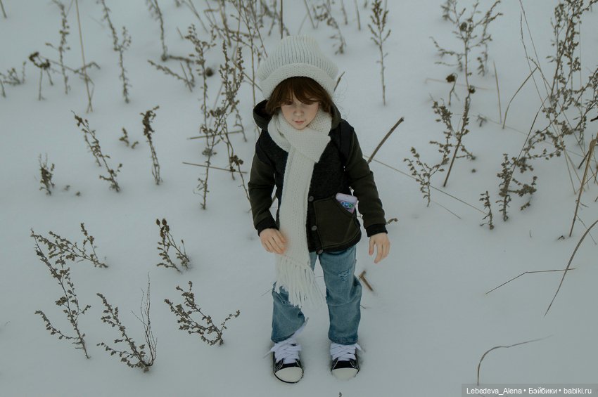 Марко. Дите идет из школы