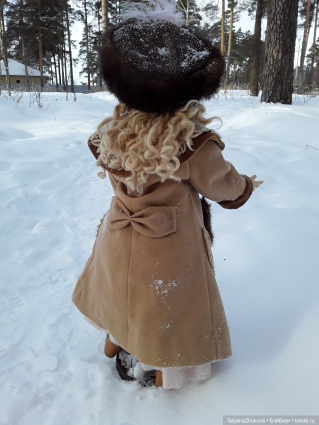 "Идет зима- аукает, мохнатый лес баюкает стозвоном сосняка..."