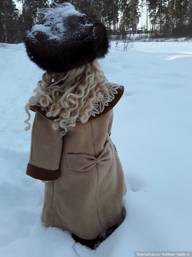 "Идет зима- аукает, мохнатый лес баюкает стозвоном сосняка..."