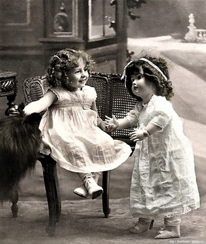 Взгляд из прошлого... Девочки и их красивые большие куклы (фото 6)