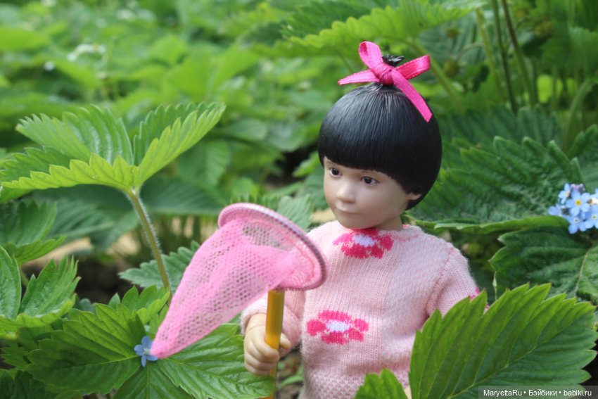 Мелоди ловит бабочек — Кукольные фотоистории и сериалы: комиксы