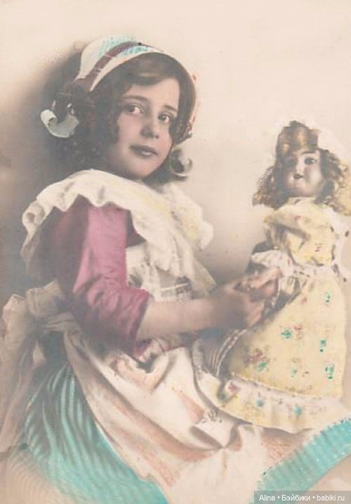 Взгляд из прошлого — Всё об антикварных куклах: история