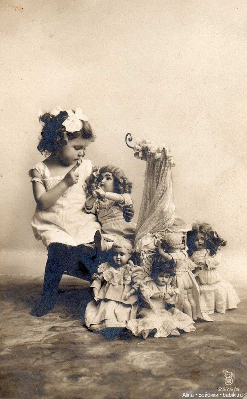 Взгляд из прошлого — Всё об антикварных куклах: история