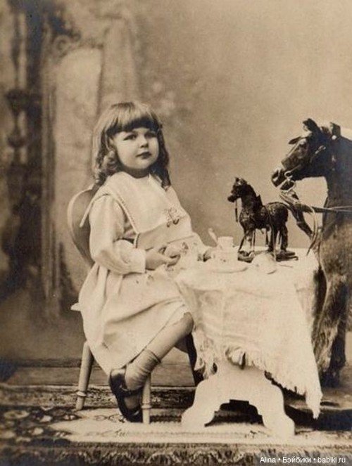 Взгляд из прошлого — Всё об антикварных куклах: история (фото 4)