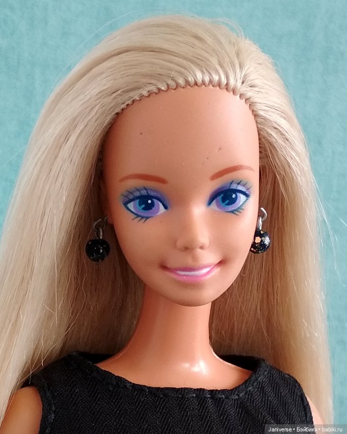 Феникс-рубрика. Винтажная Барби и малышка Челси из пакета кукольных осколков