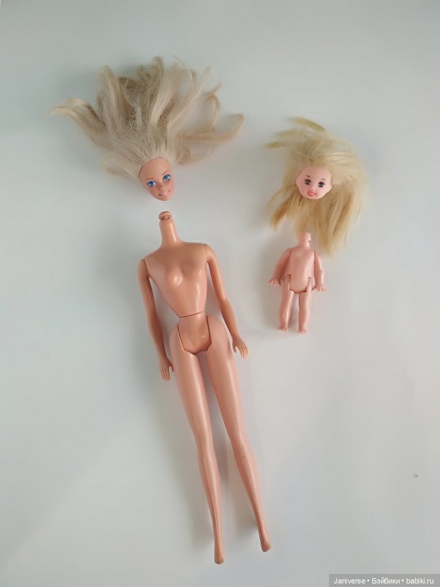 Феникс-рубрика. Винтажная Барби и малышка Челси из пакета кукольных осколков
