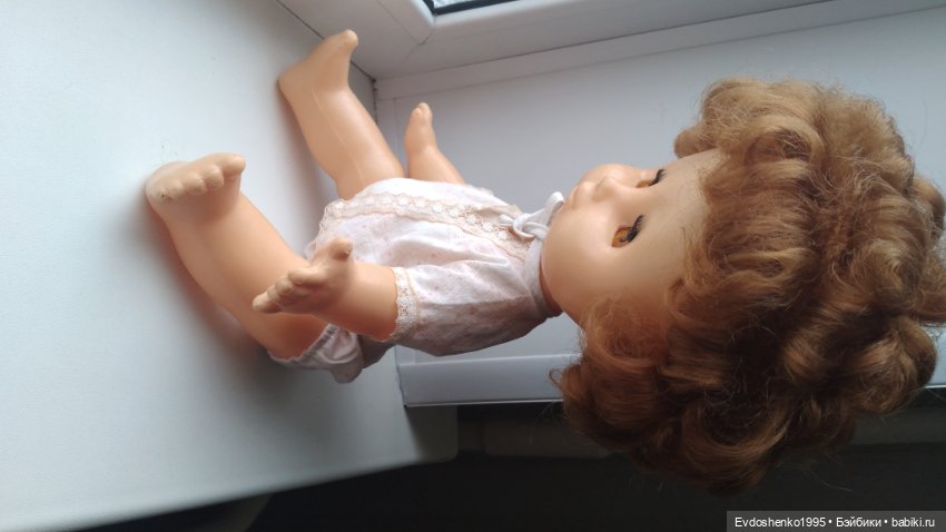 Здравствуйте, помогите определить что за кукла. Нигде не нашла подобной (фото 2)