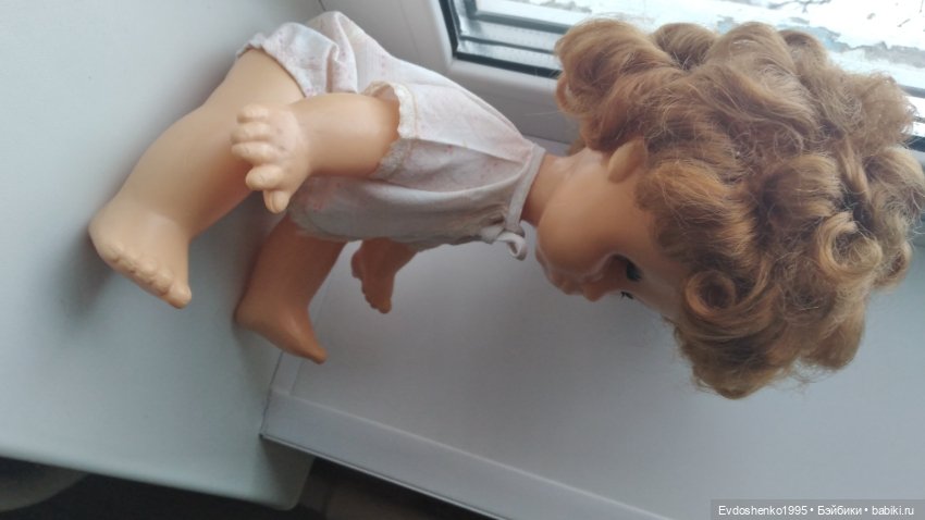 Здравствуйте, помогите определить что за кукла. Нигде не нашла подобной (фото 5)