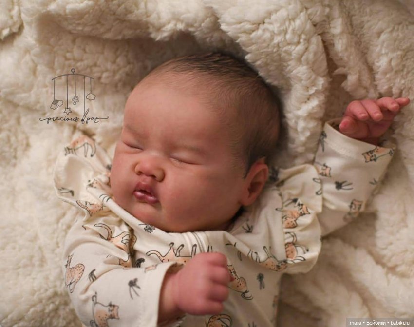 Ashia скульптора Laura Lee Eagles, автор прототипа Holly Paz