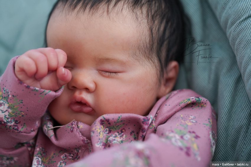 Ashia скульптора Laura Lee Eagles, автор прототипа Bianca Franke