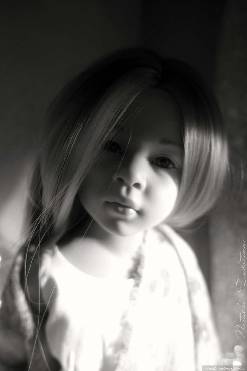 "Юная девушка, с глазами как сказка прекрасными..."