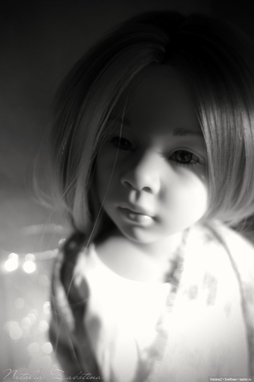 "Юная девушка, с глазами как сказка прекрасными..."