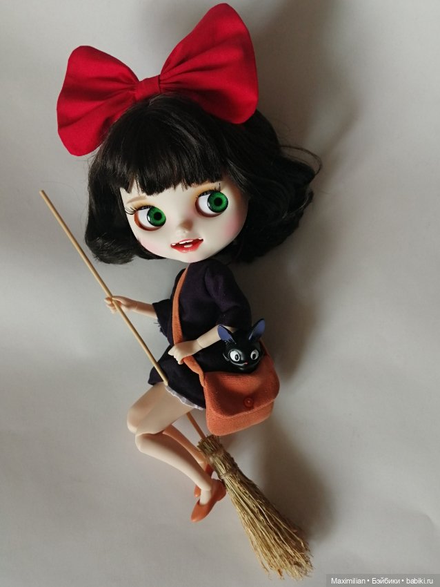 Блайз, Служба доставки Кики