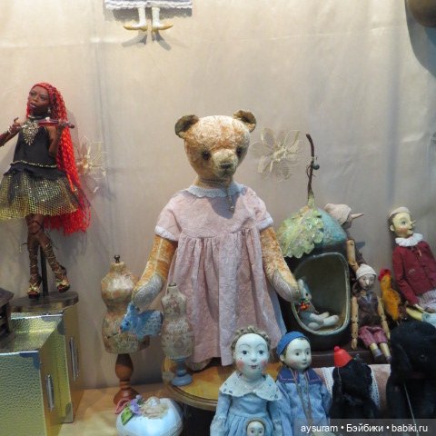 Зверюшки на выставке в Гостином дворе