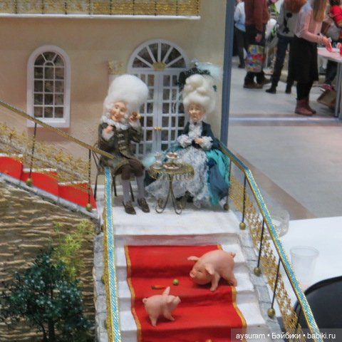 Зверюшки на выставке в Гостином дворе