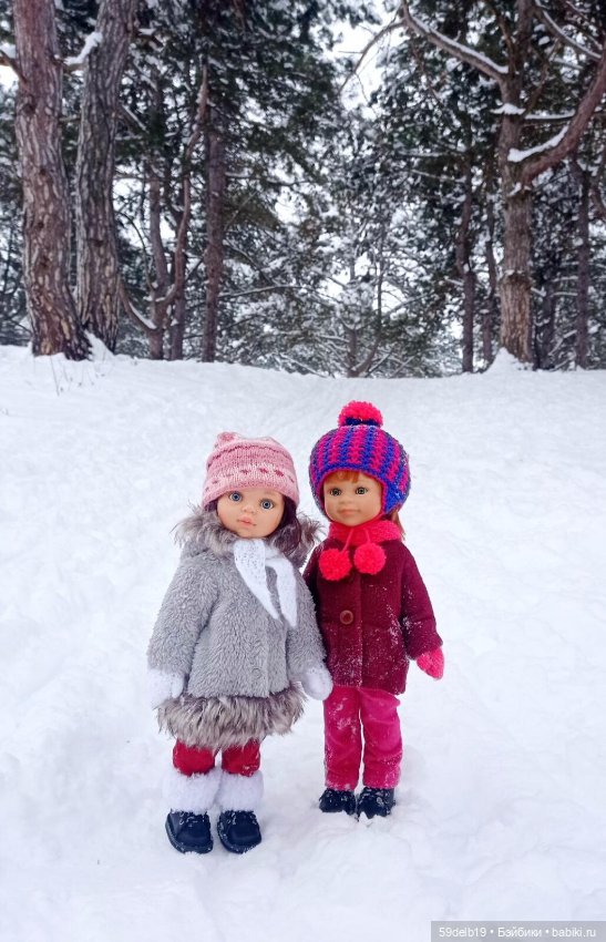 Две паолочки подружки в снежном лесу (фото 4)
