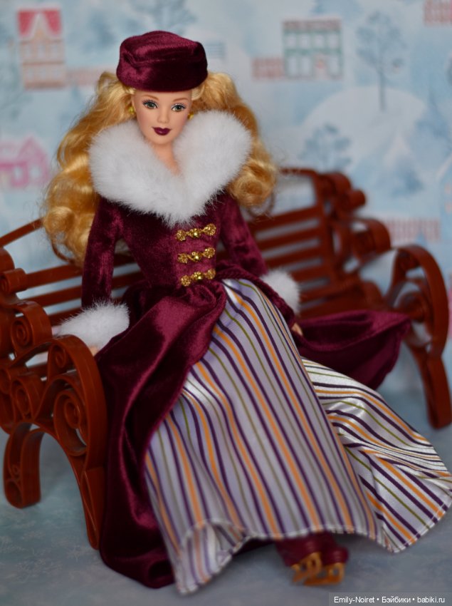 Victorian Ice Skater Barbie (фото 7)
