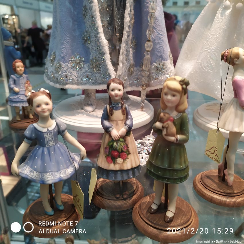 На выставке в Гостином дворе "Искусство куклы". часть 2