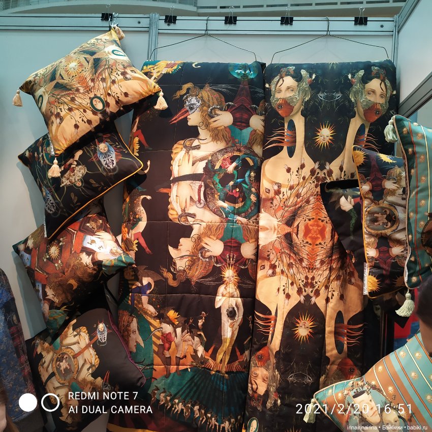 На выставке в Гостином дворе "Искусство куклы". часть 4