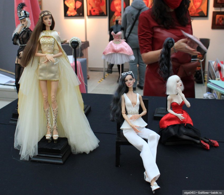 Выставка кукол в Гостинном дворе: 