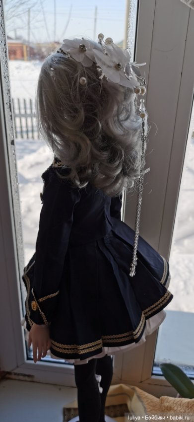 Серебровласка в новом образе