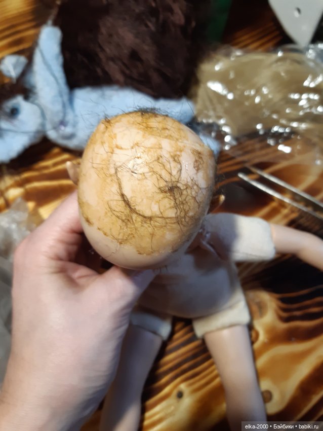 Как убрать остатки клея с головы куклы (фото 8)