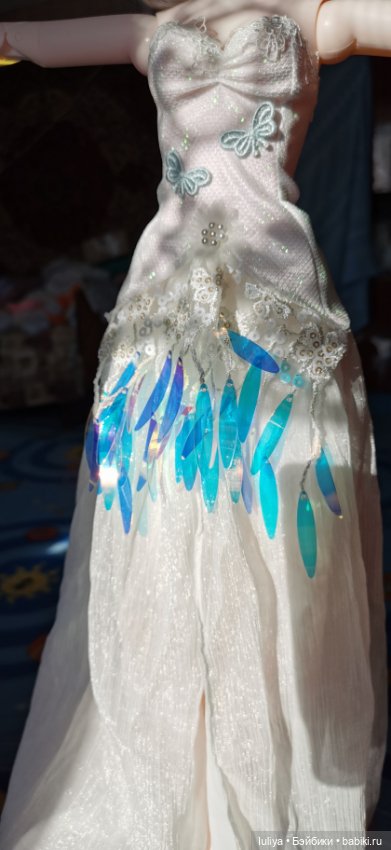 Белый, белый, белый как снег