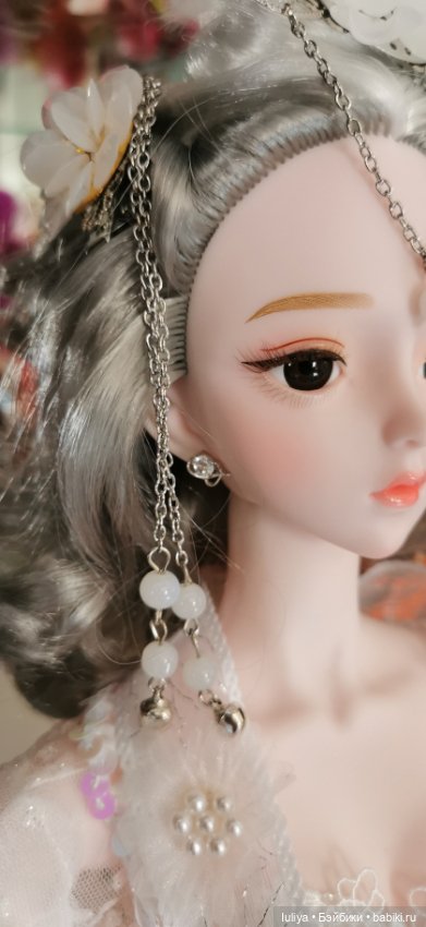 Белый, белый, белый как снег