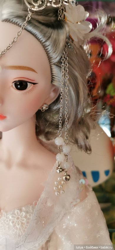 Белый, белый, белый как снег