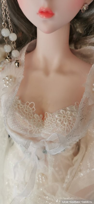 Белый, белый, белый как снег