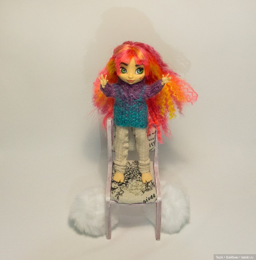 Вязанные свитера всех мастей