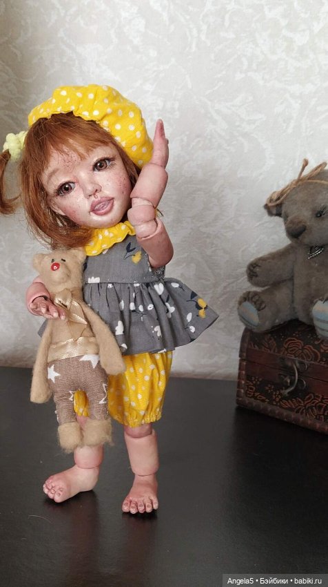 Маська. Ливинг Долл 21 см рост. Полностью шарнирная (фото 2)