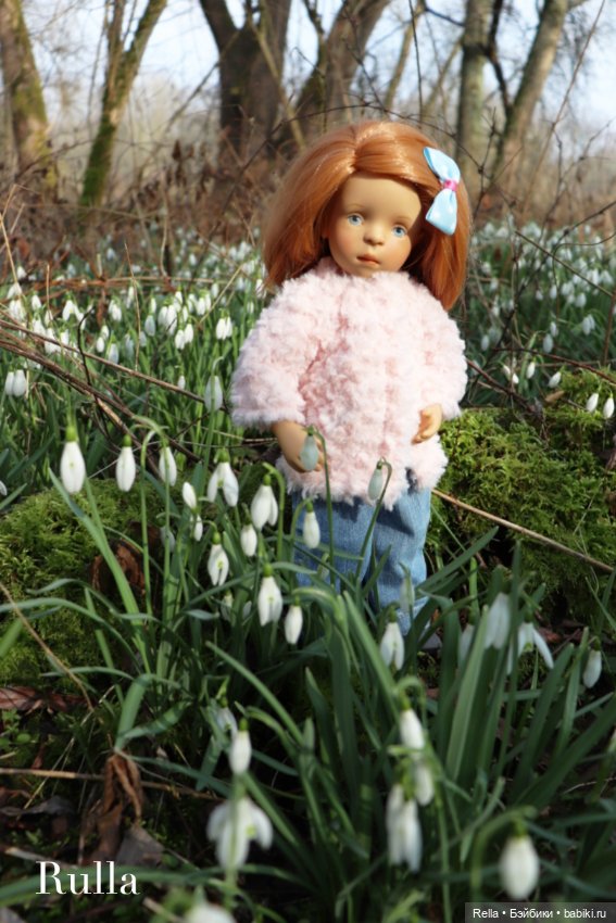 В подснежниках. Minouche Sylvia Natterer