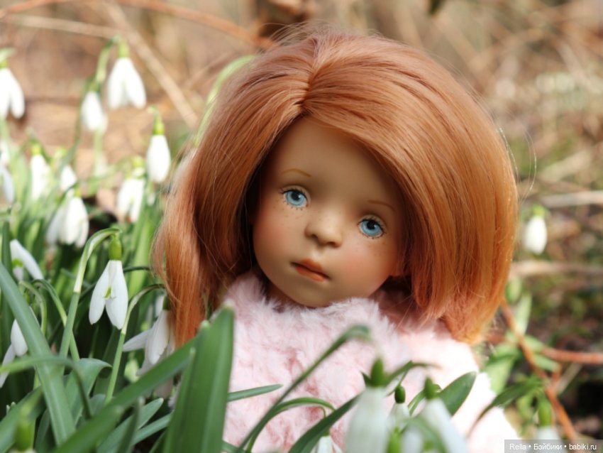 В подснежниках. Minouche Sylvia Natterer