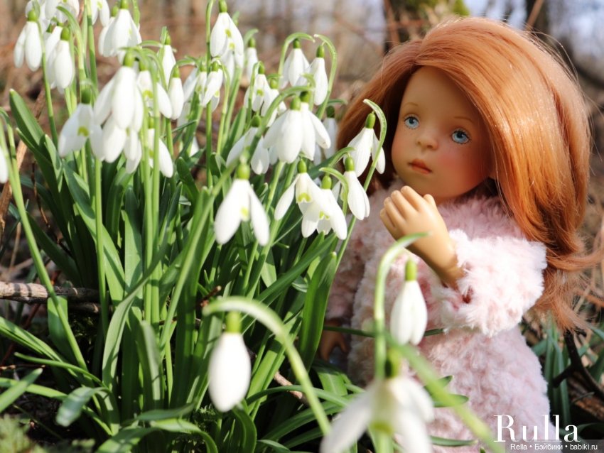 В подснежниках. Minouche Sylvia Natterer