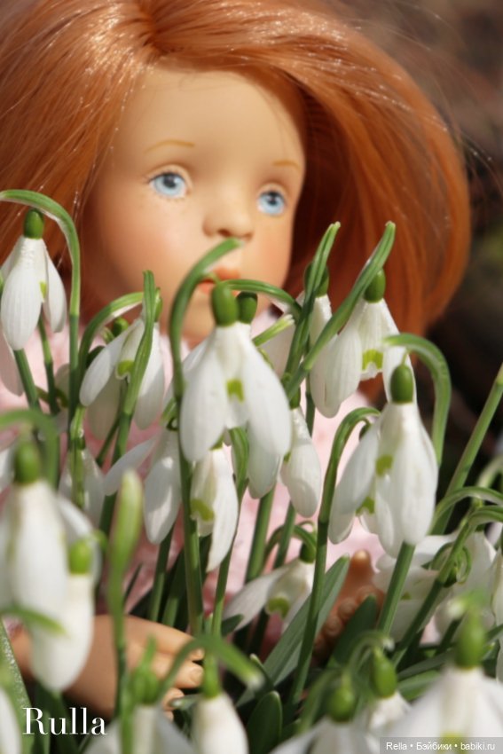 В подснежниках. Minouche Sylvia Natterer