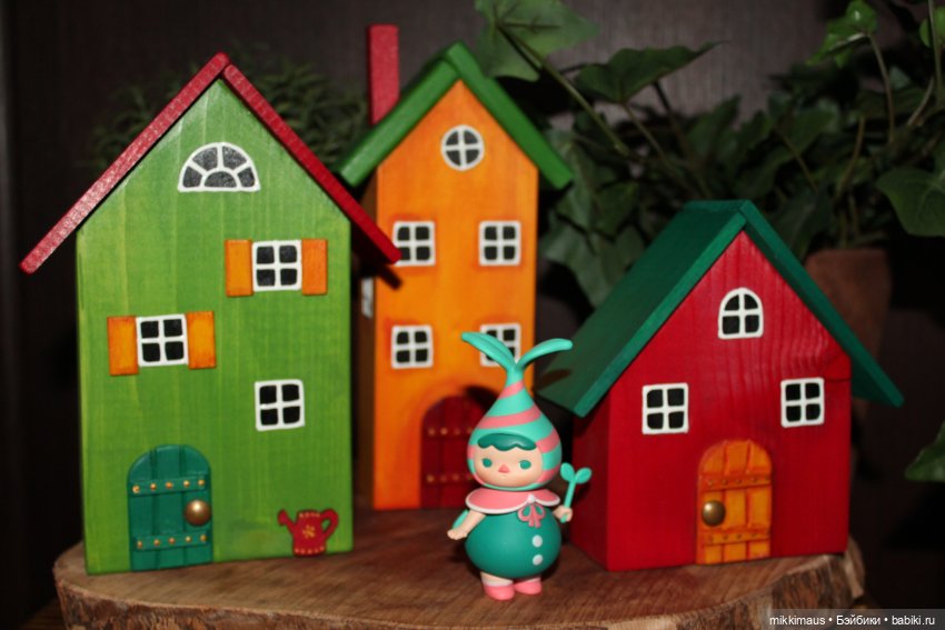 Весенние домики и фигурки Popmart