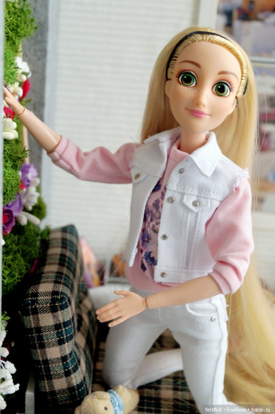 Цветочная принцесса — Куклы Disney Animators и Принцессы Диснея: Disney Store (фото 8)