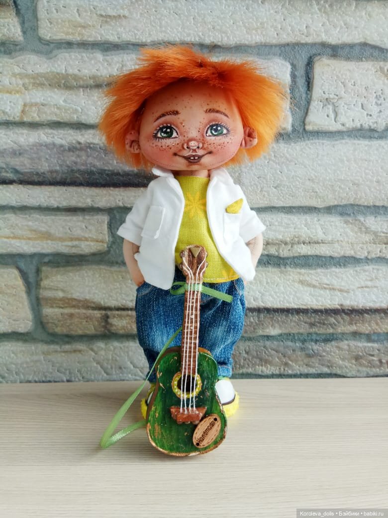 Вам подпоют ребята с нашего двора