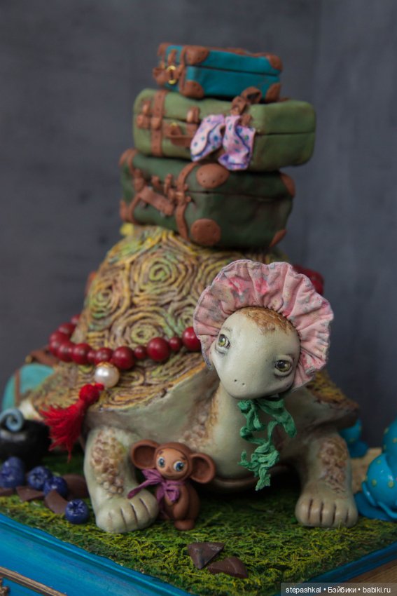 "Чудо-черепаха" - интерьерьерная композиция по мотивам картины Петра Фролова