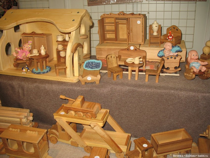 Ладья - Продолжение — Музеи кукол и фабрики игрушек: фоторепортажи