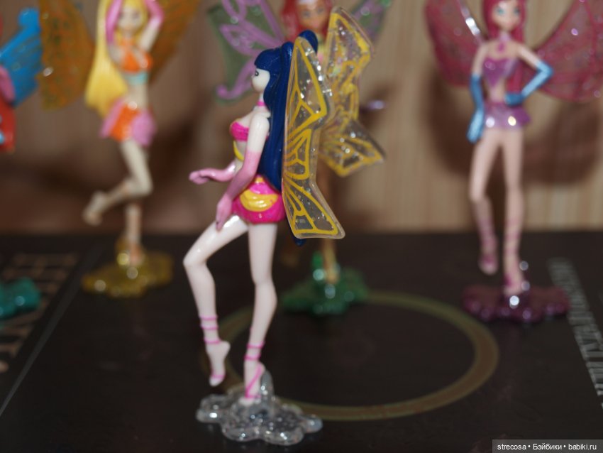 Куколки, которые селятся стайками